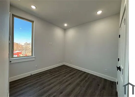 1515 W Dauphin St #12 — Photo 25