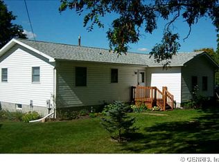 8510 Homestead Ln, Honeoye, NY 14471