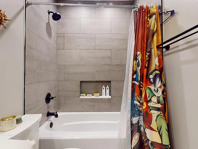 1310 Holbrook St NE #2 — Photo 8