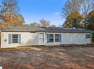 505 Robinson Rd, Greer, SC 29651