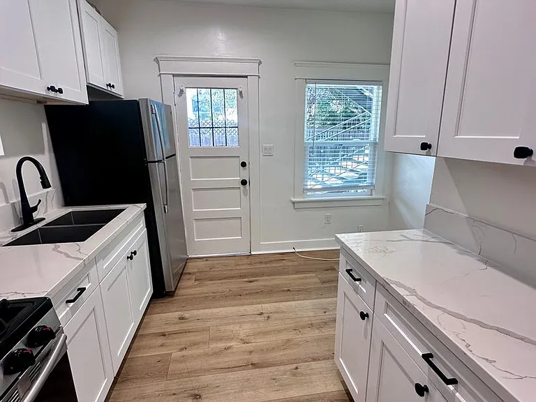 The Rosewood — Photo 6