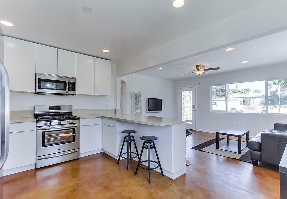 1st image of 1428 Sunset Cliffs Blvd