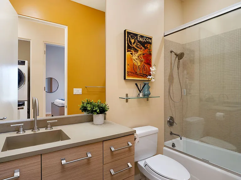 12411 Pacific Ave #101 — Photo 24