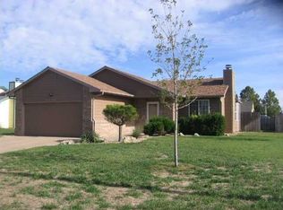 5336 S Stoneborough Ct, Wichita, KS 67217