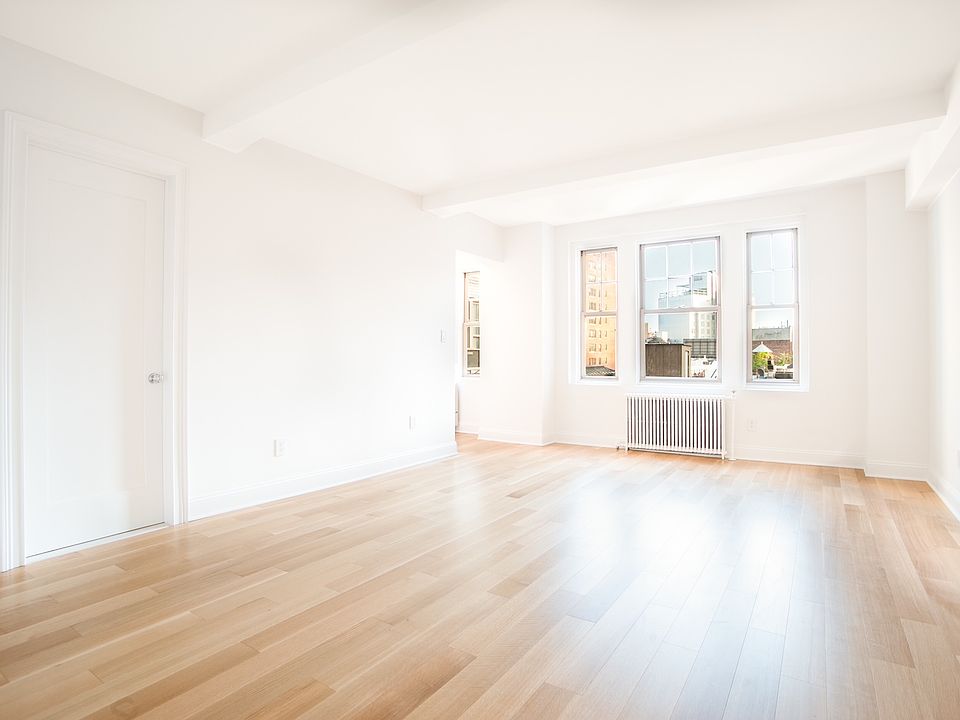 1st image of 299 W 12th St APT 6L