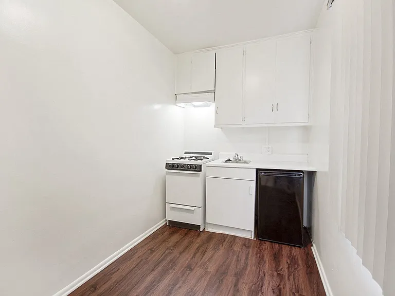 Fulton Apartments — Photo 5