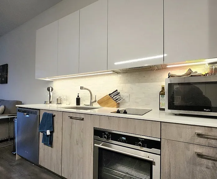 3418 N Lincoln Ave #205 — Photo 3