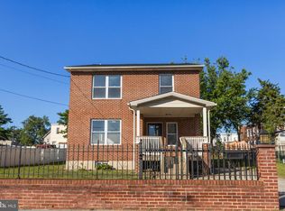 930 Lois Ave, Camden, NJ 08105