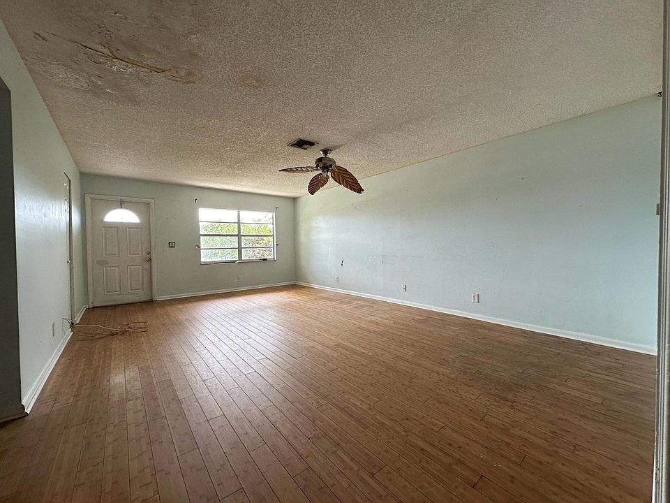 1st image of 3957 Harwood Street