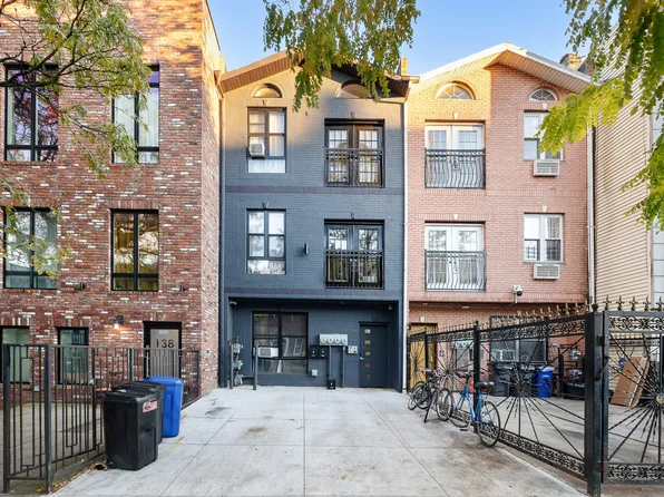 136 Cornelia Street image 17 of 17