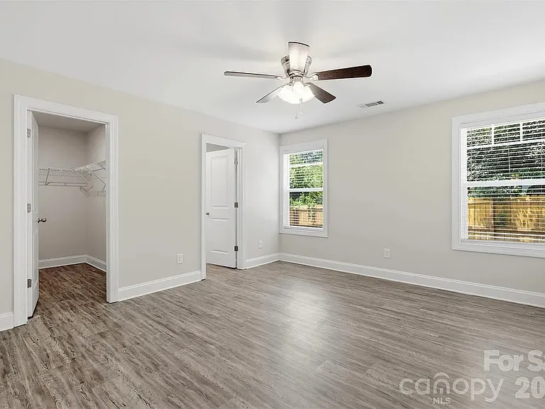 4221 End St — Photo 8