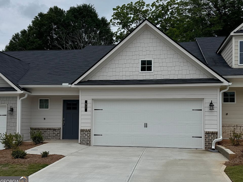 1st image of 32 Silver Leaf Ln #4