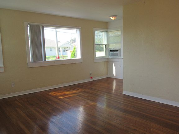 5th image of 607 Jessamine Blvd APT 1