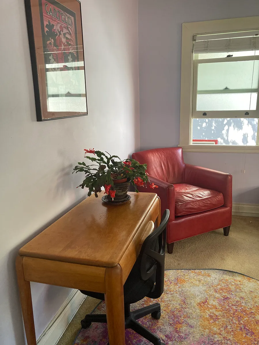 Building Photo - 1685 Euclid Ave #2