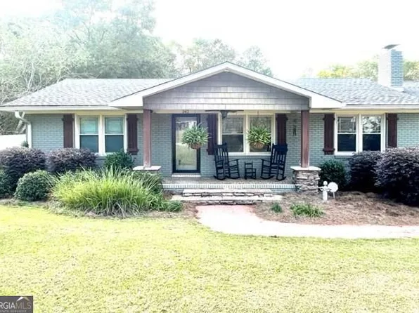 342 S Victory Dr, Lyons, GA 30436