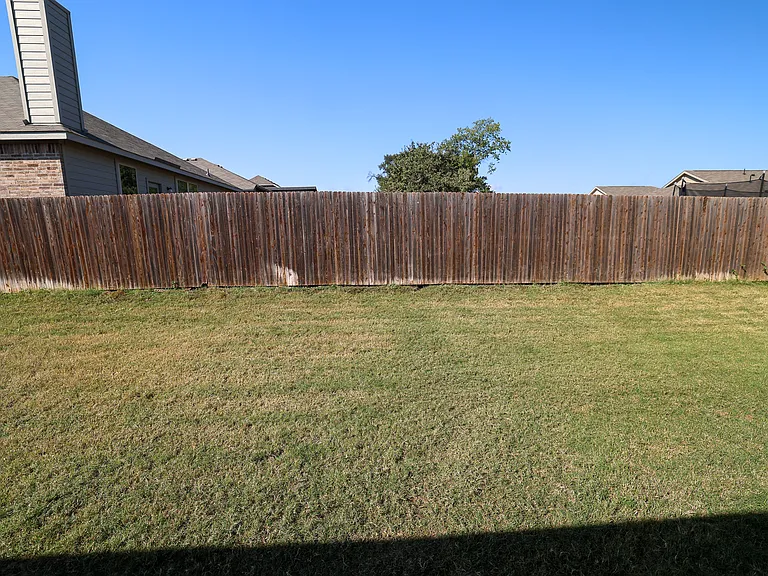 1361 Beach Dr — Photo 30