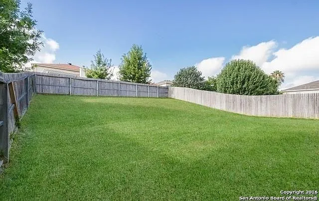 9418 Wolf Point — Photo 15