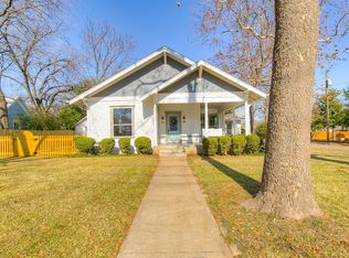 302 W Wilson St, Cleburne, TX 76033