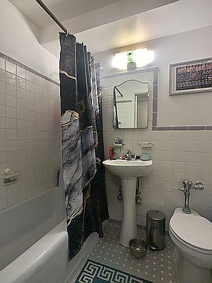 5th image of 240 E 35th St APT 7J