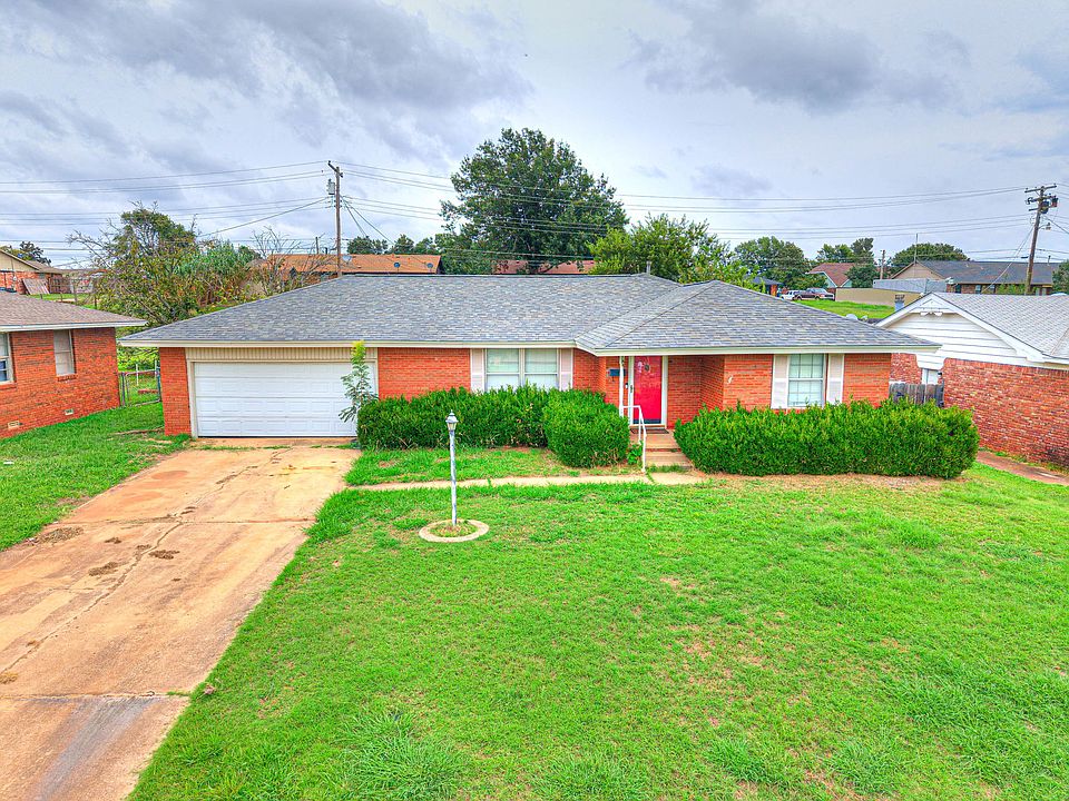 1st image of 1212 Lynnwood Dr