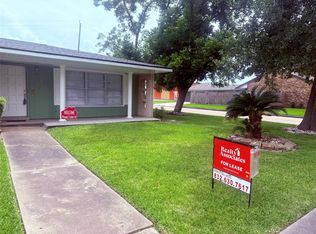 7602 Wilmerdean St, Houston, TX 77061