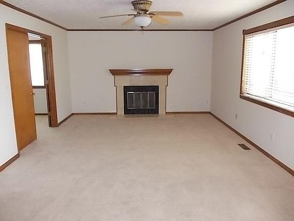 3rd image of 4837 Woodstream Ct