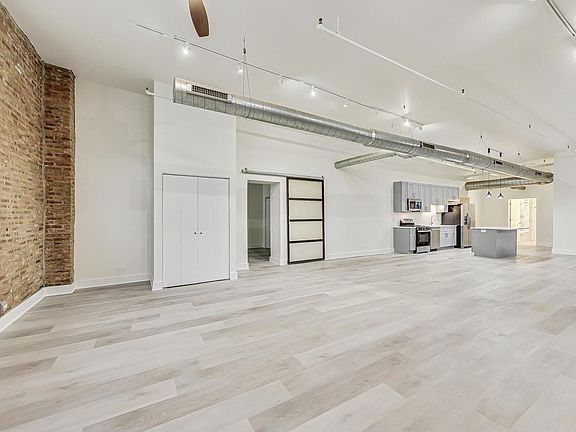 5th image of 4807 S Ashland Ave APT 102