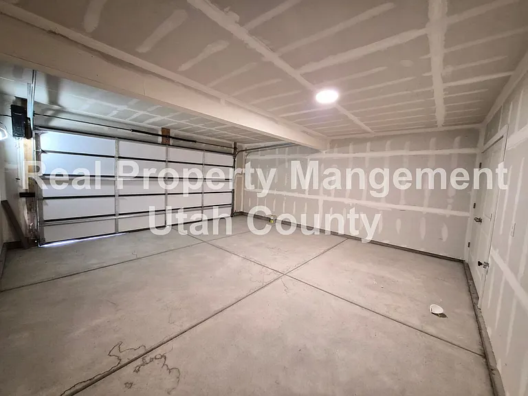 2172 E Fox Mdw — Photo 47