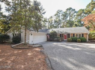 345 Lake Forest Dr, Pinehurst, NC 28374