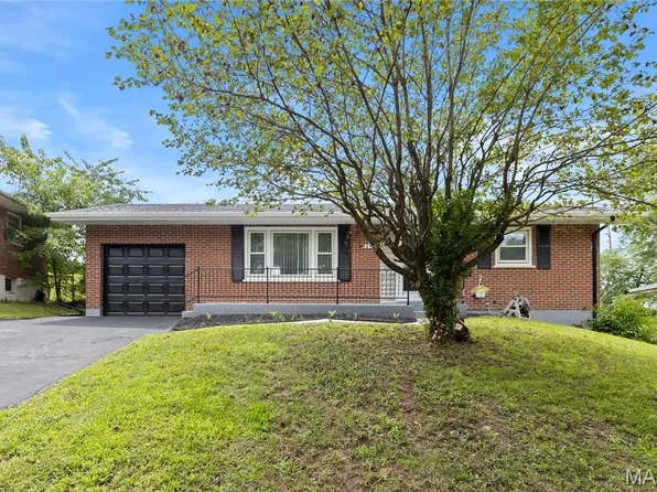 5153 Wallingford Dr, Saint Louis, MO 63121