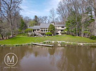 2050 Steketee Woods Ln SE, Grand Rapids, MI 49546