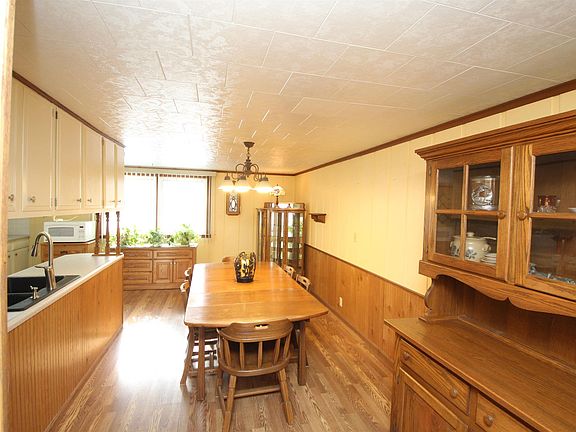 5th image of 212 Lawndale Ct