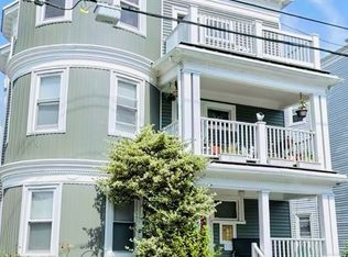 83 Sumner St FLOOR 3, Dorchester, MA 02125