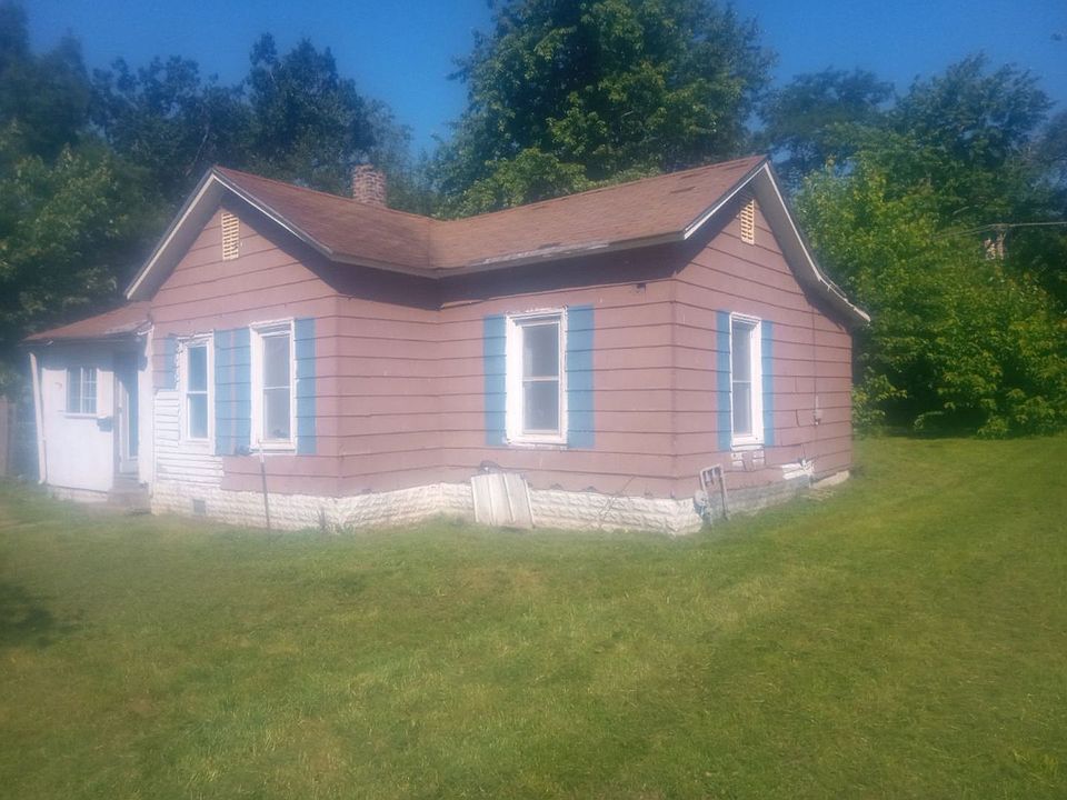 315 Walnut St, Zeigler, IL 62999 Zillow