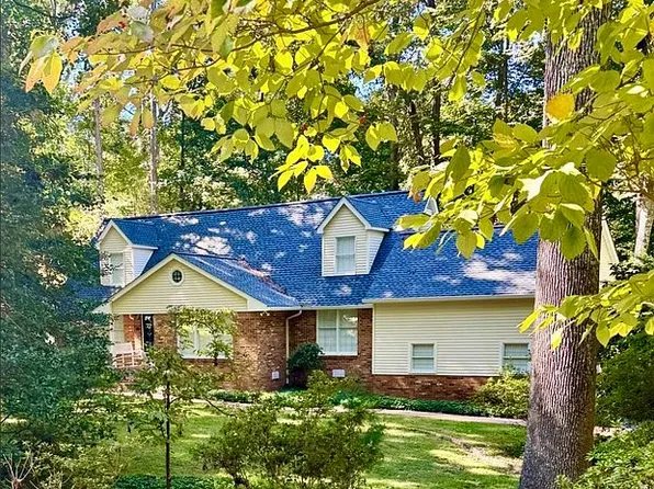 138 W Queens Dr, Williamsburg, VA 23185