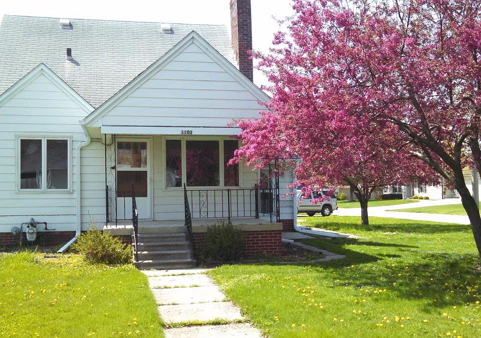 Charming corner lot