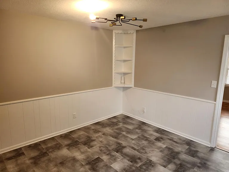 7331 Olive St — Photo 8