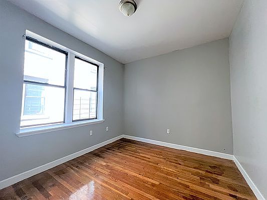 5th image of 133 W 145th St #16B