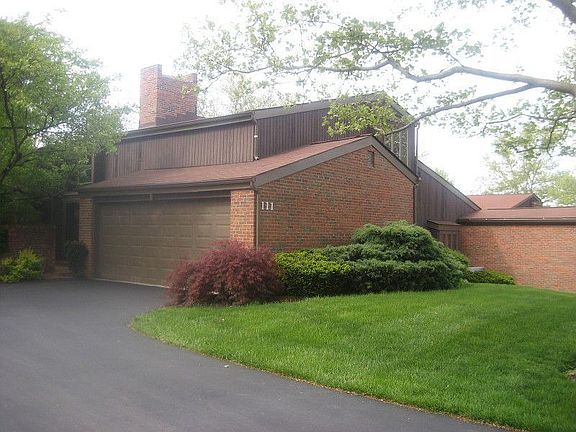 5th image of 111 Glen Dr