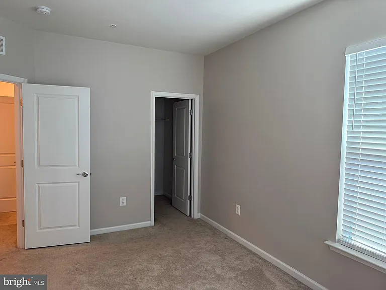 221 Narrowleaf Way — Photo 57