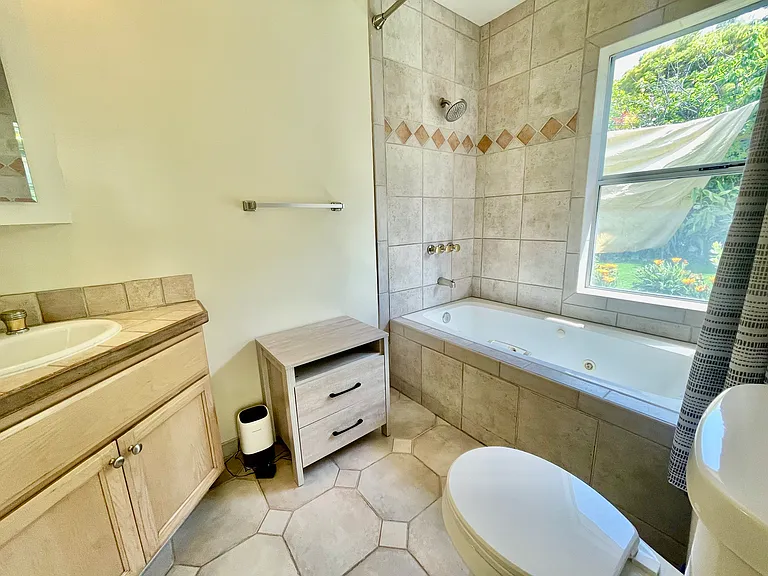 211 Cambridge Ave — Photo 23