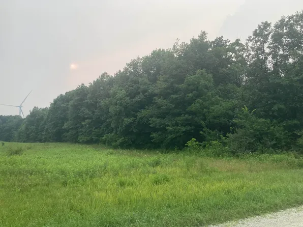 200 East Rd, Portland, IN 47371