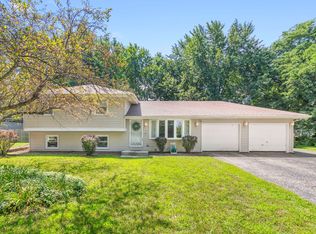 3906 W Theodore St, Joliet, IL 60431