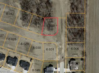 3624 Comanche Dr, Lima, OH 45807