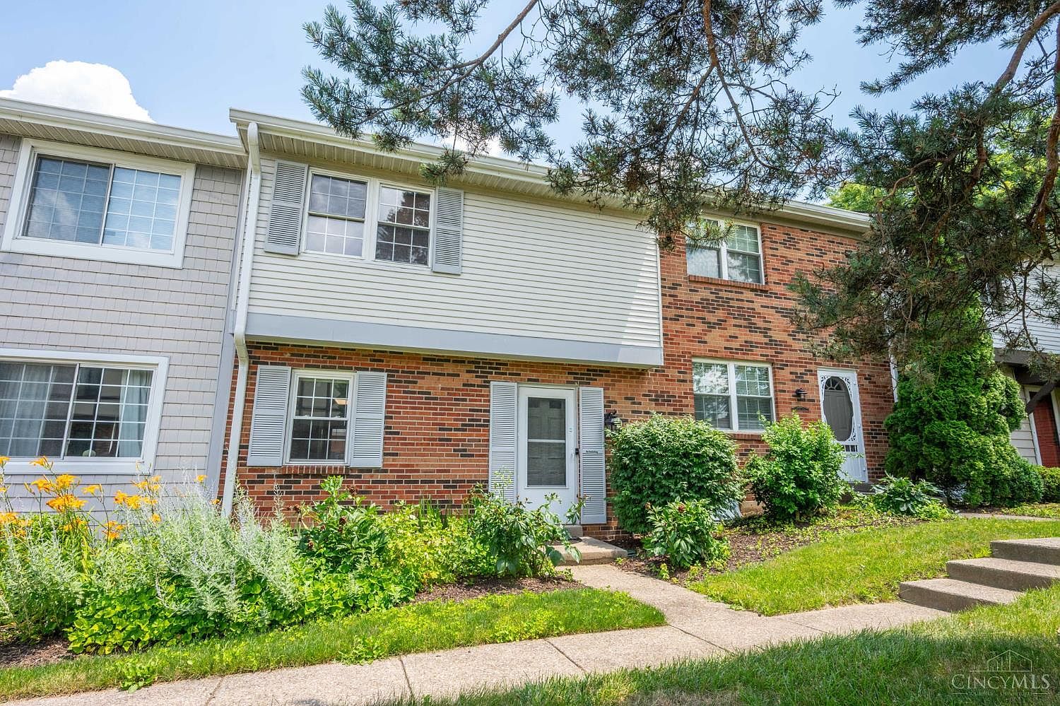 7525 Queen Ann Ct, West Chester, OH 45069 | Zillow