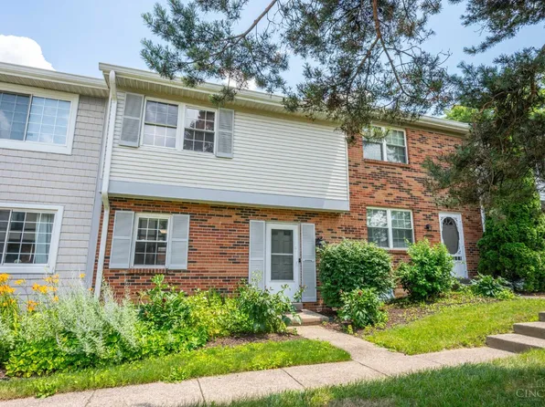 7525 Queen Ann Ct, West Chester, OH 45069