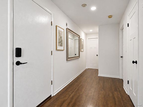 4th image of 13 James Court