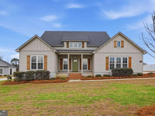 37 Willow Creek Dr, Tifton, GA 31793