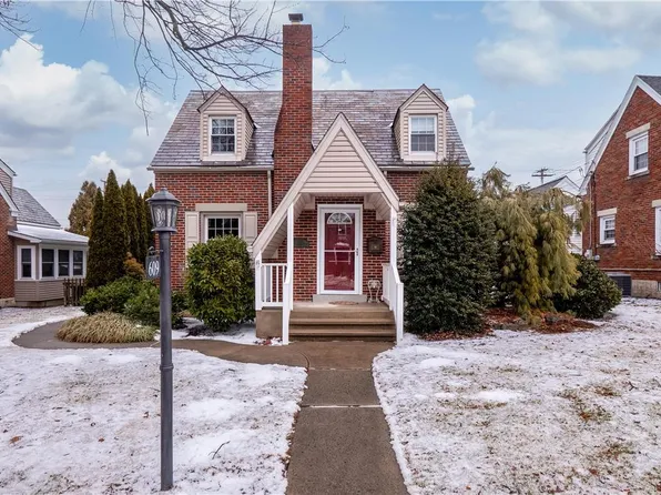 609 N 2nd St, Emmaus, PA 18049