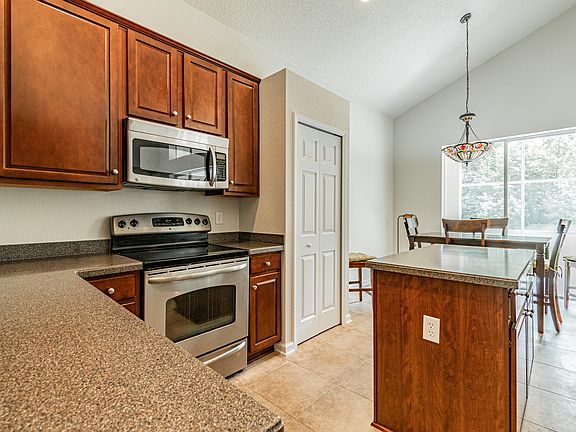 4th image of 9309 Rosewater Ln